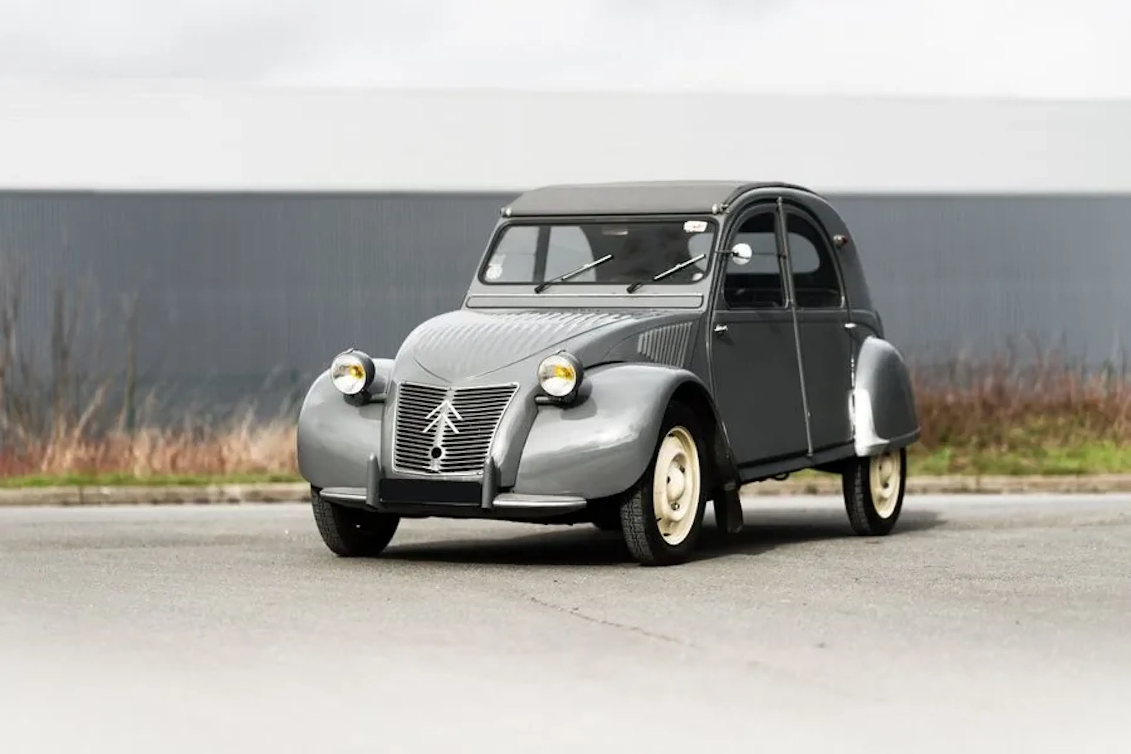 1962 Citroen 2CV Base | Hagerty Valuation Tool®